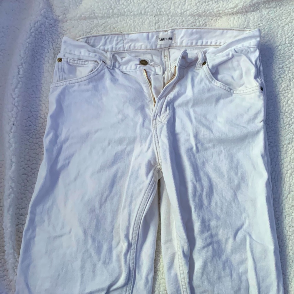 Lee white jeans!! 🤍